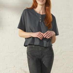 UpWest Cropped Henley Tee Shirt Top S Small Soot